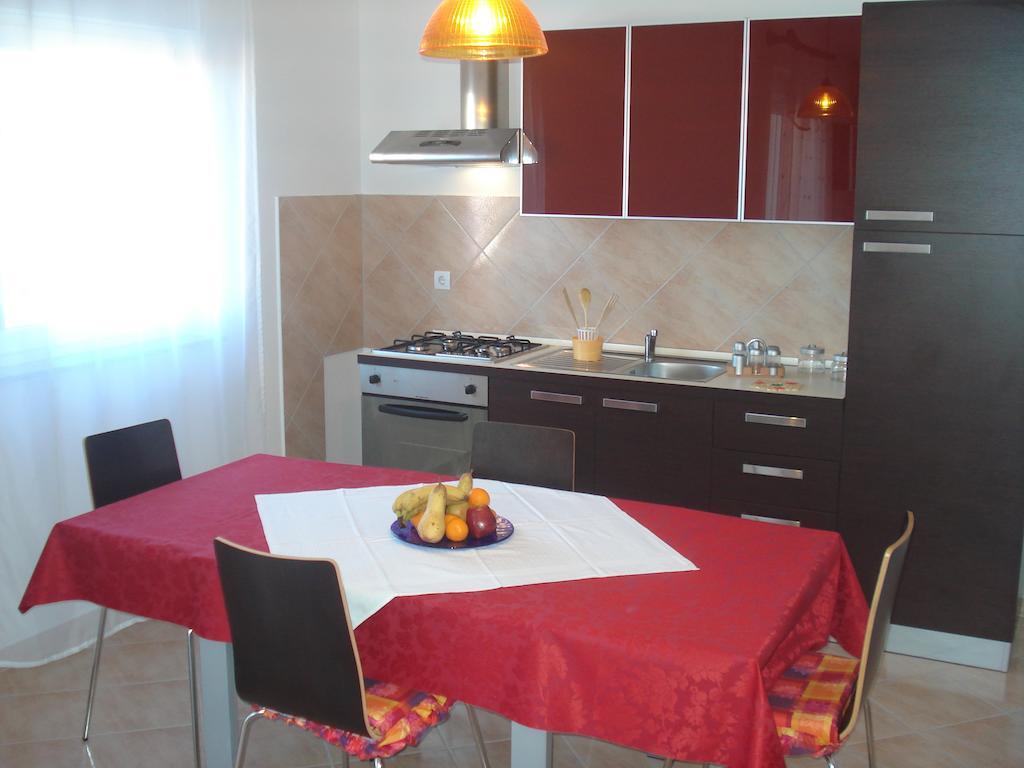 Apartments Buzleta II Fažana Zimmer foto